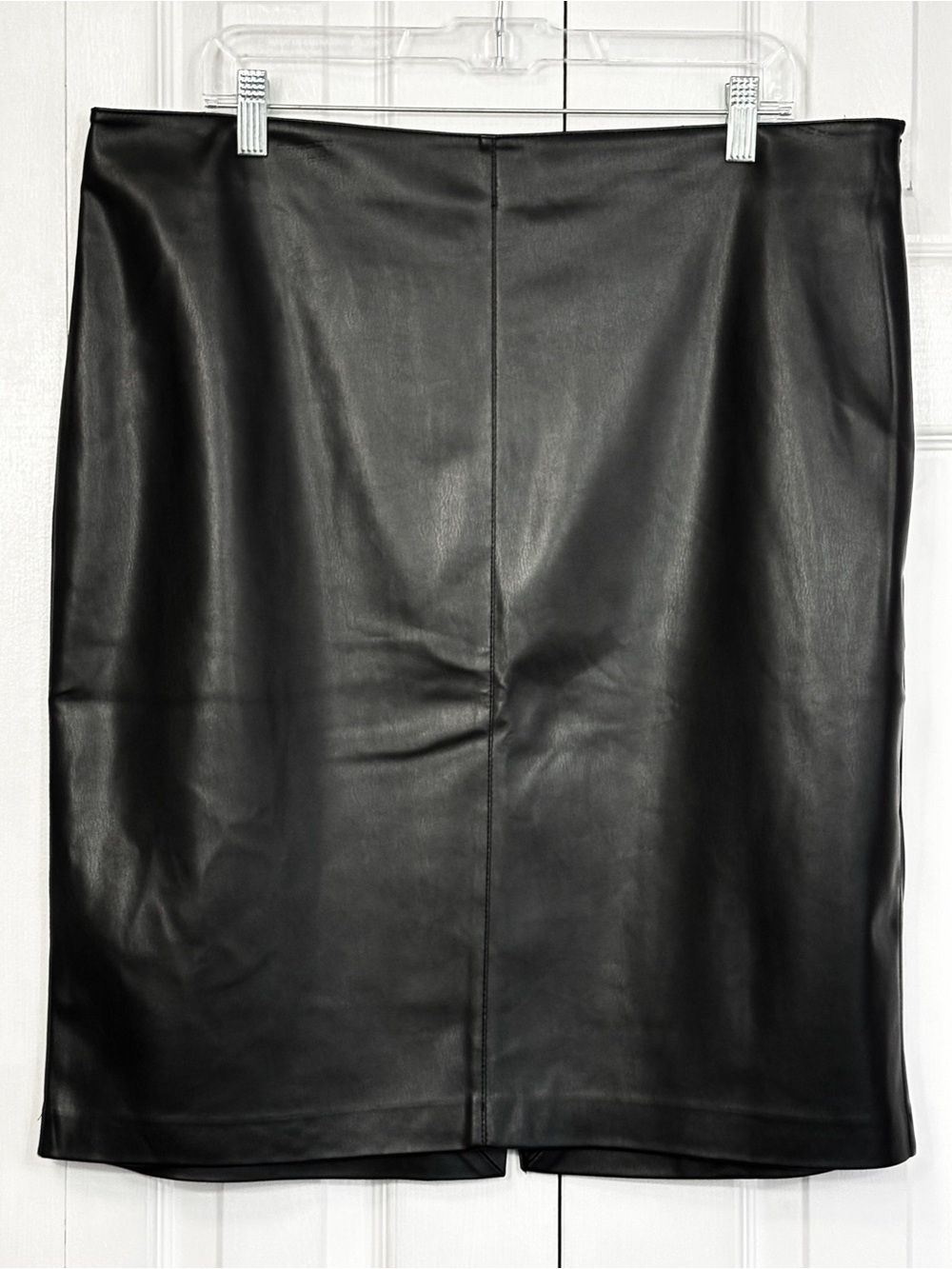 NWT MNG Mango Black Faux Leather Fitted Side Zip Pencil Skirt 14